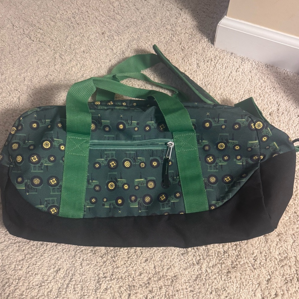 LN John Deere Child Duffle overnight bag 17” x 9” x 8.5” green/black w/ tractors